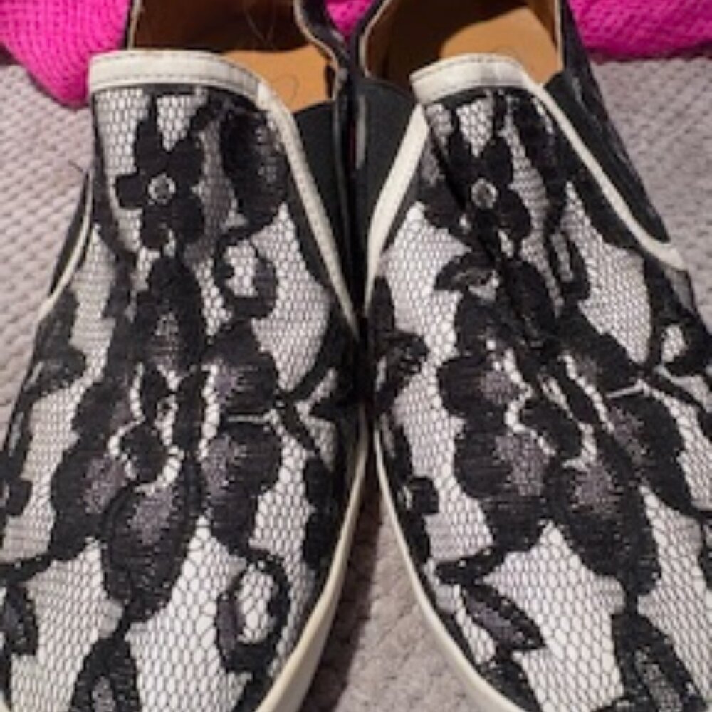 Report lace slip-on sneakers